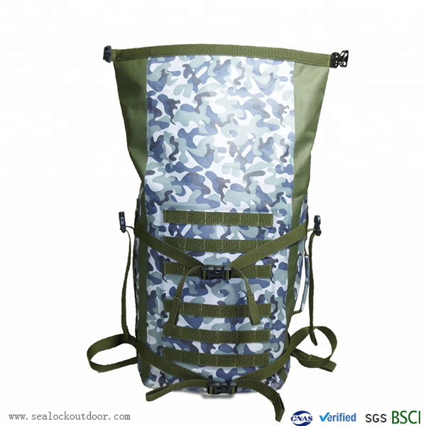 Impermeable Camuflaje Mochila