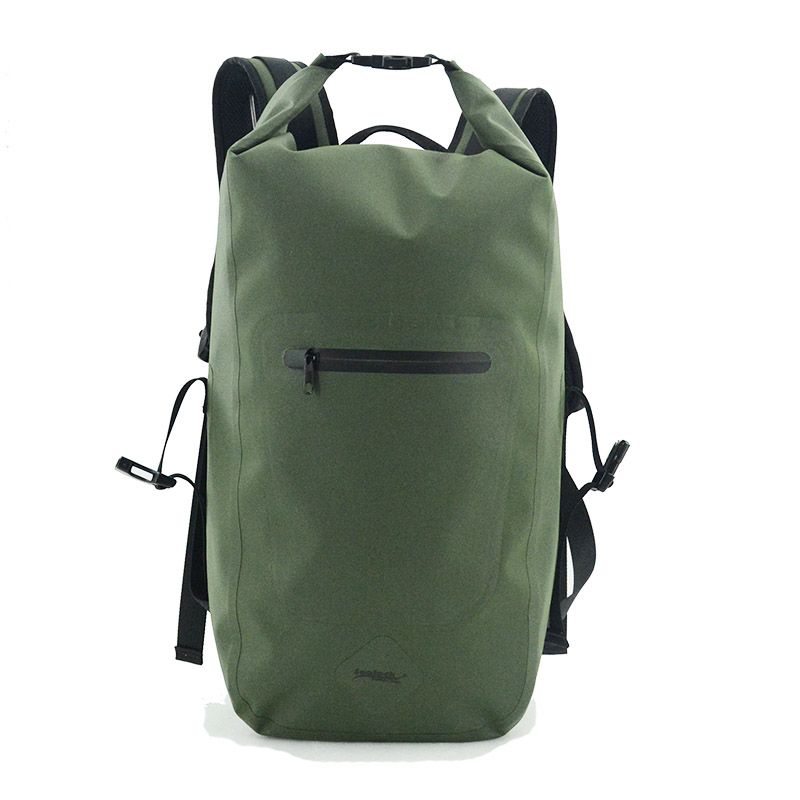 Mochila impermeable Roll Top Rucksack proporcionada por Vietnam Producer