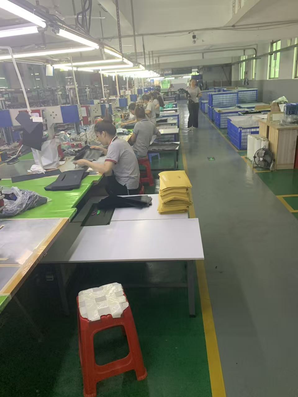Cómo elegir un fabricante de bolsas de lona impermeables