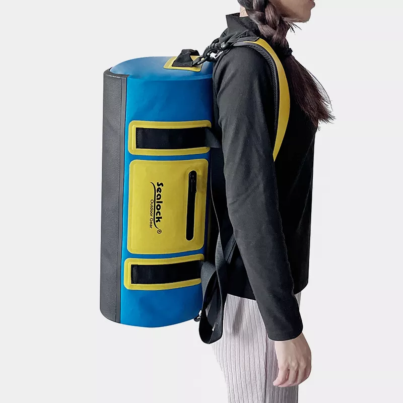 Bolsa de lona impermeable con cremallera hermética versus cierre superior enrollable